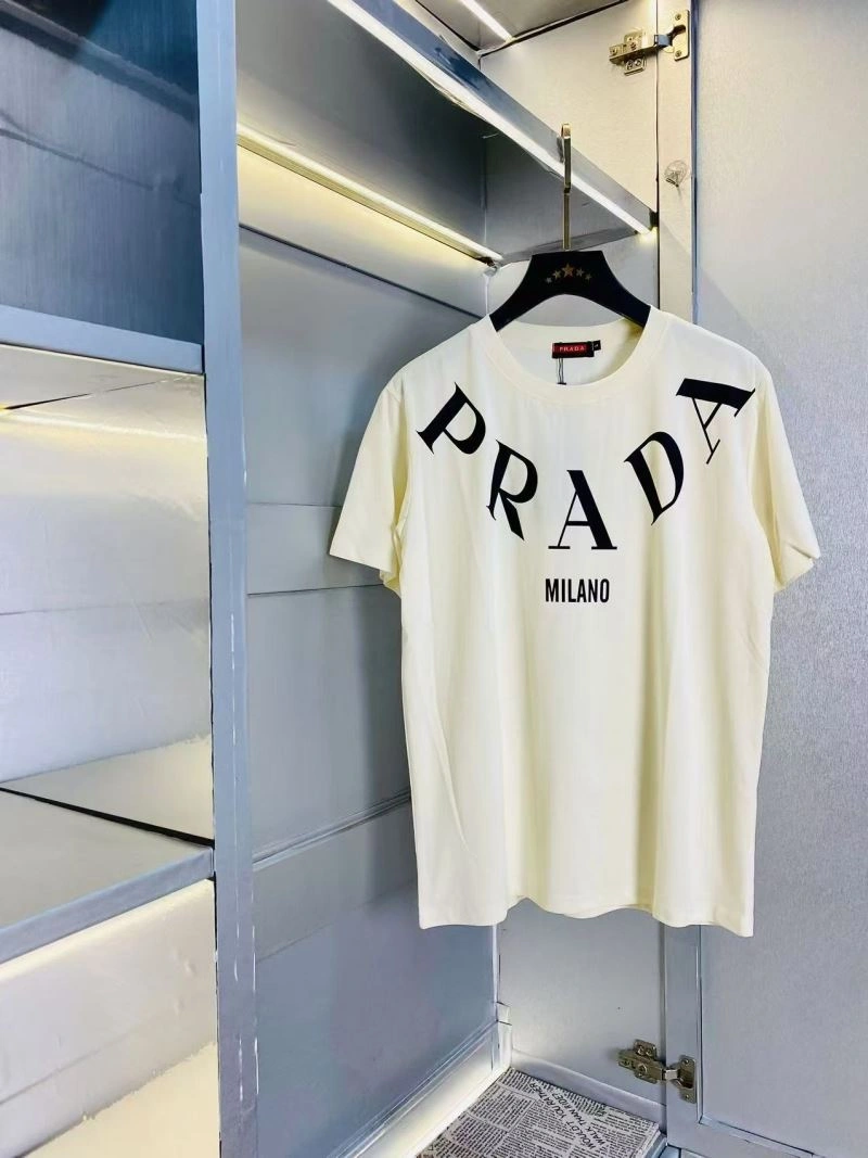 Prada T-Shirts Modern 171810
