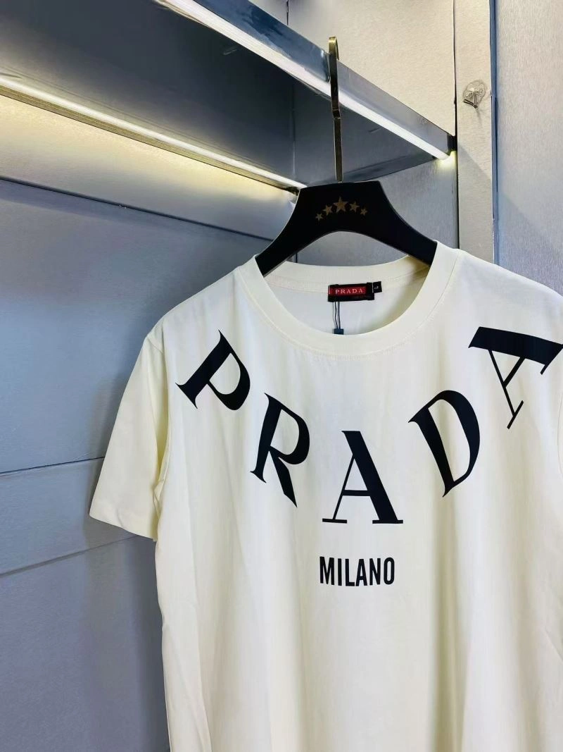 Prada T-Shirts Modern 171810