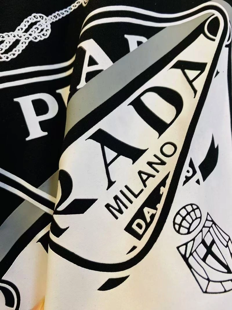 Prada T-Shirts ZipUp 171807