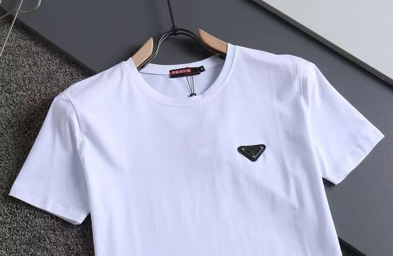 Prada T-Shirts Flexible 171803