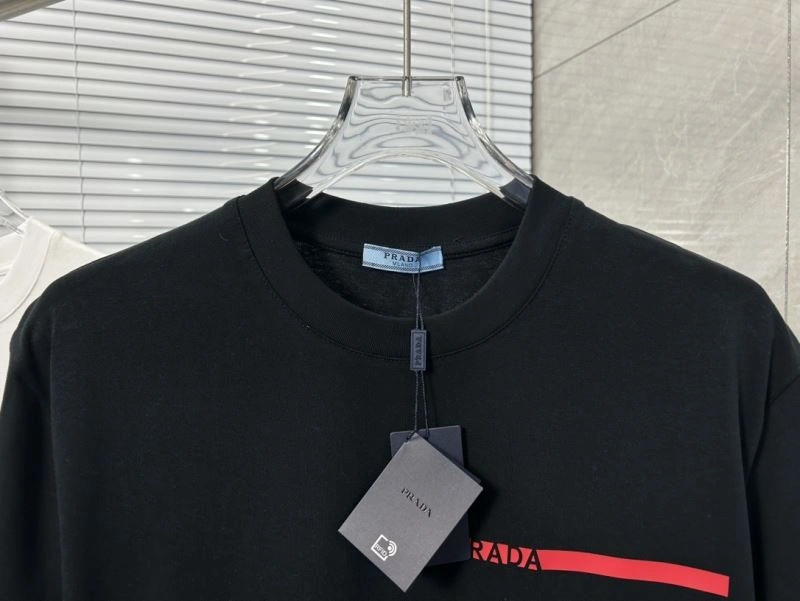Prada T-Shirts Breathable 171500