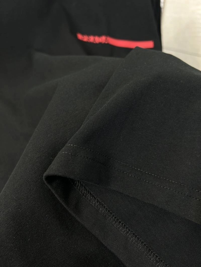 Prada T-Shirts Breathable 171500