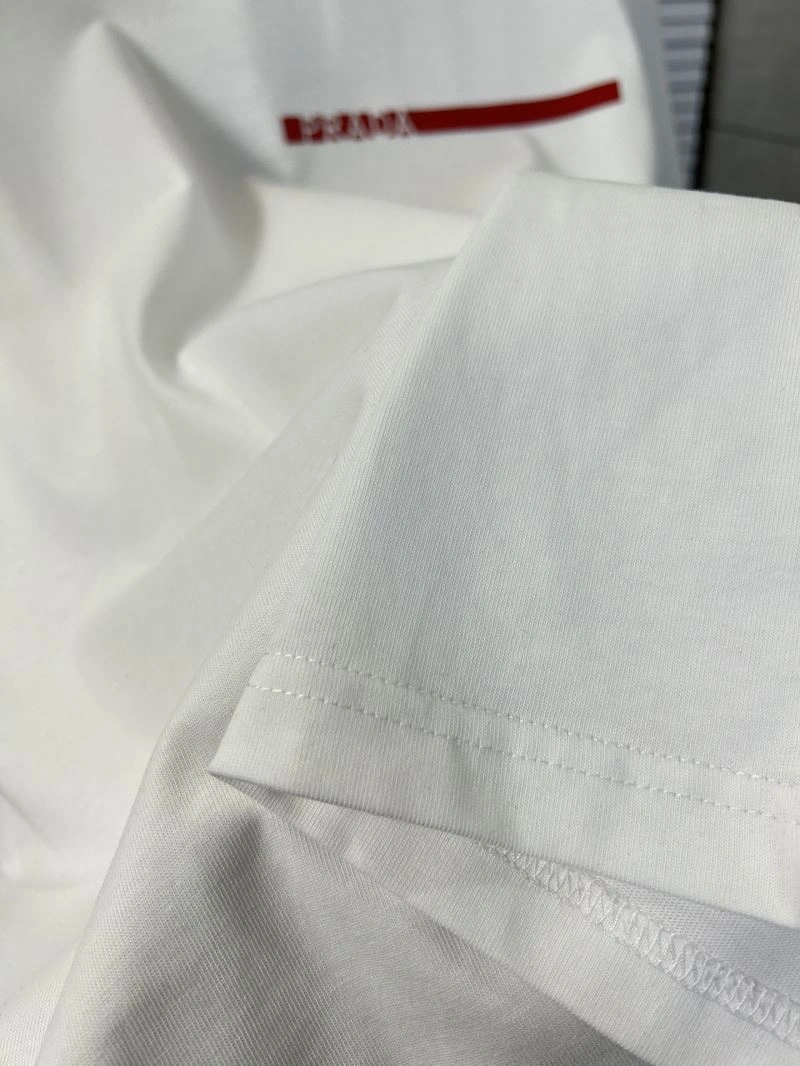 Casual Prada T-Shirts 171501