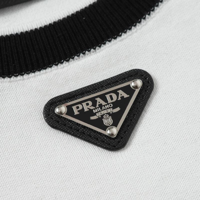 ZipUp Prada T-Shirts 171804