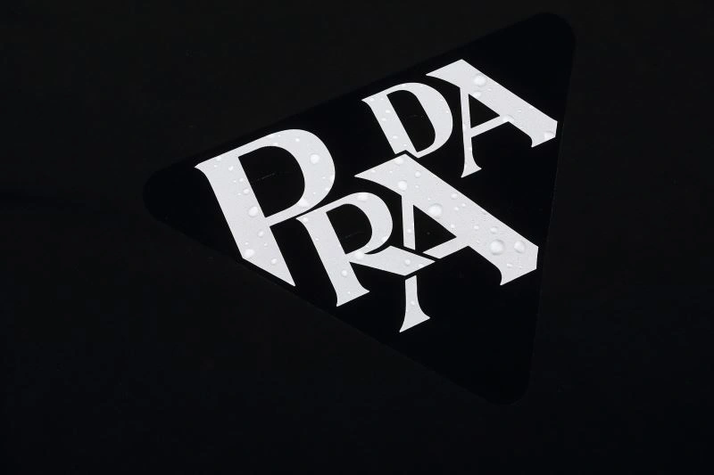 Prada T-Shirts Effortless 171806