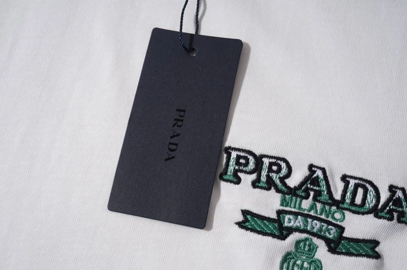 Prada T-Shirts Thermal 171808