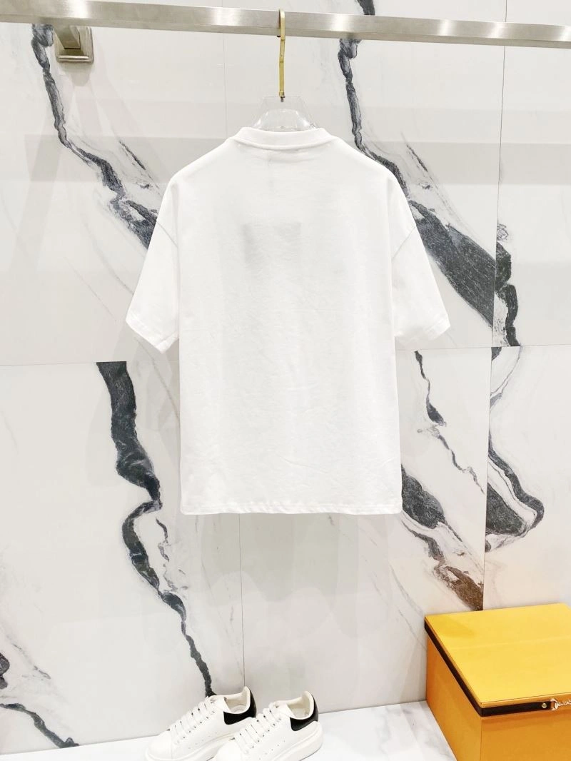 Timeless Prada T-Shirts 171829