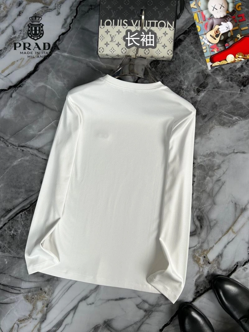 Upgraded Prada T-Shirts 171782