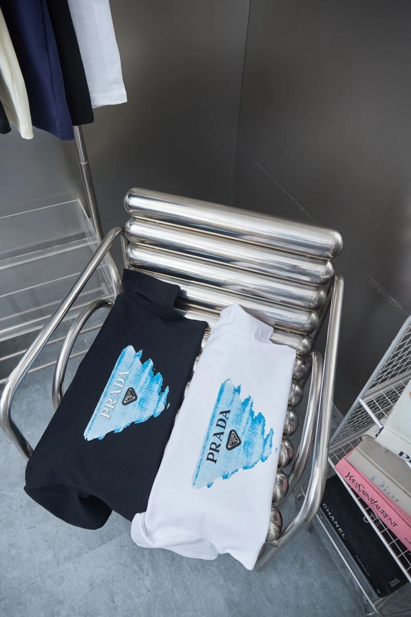 Prada T-Shirts Casual 171385