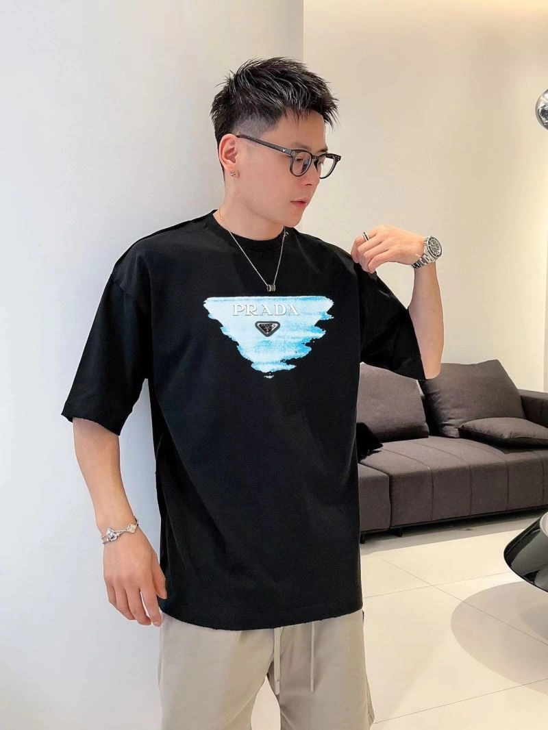 Prada T-Shirts Casual 171385