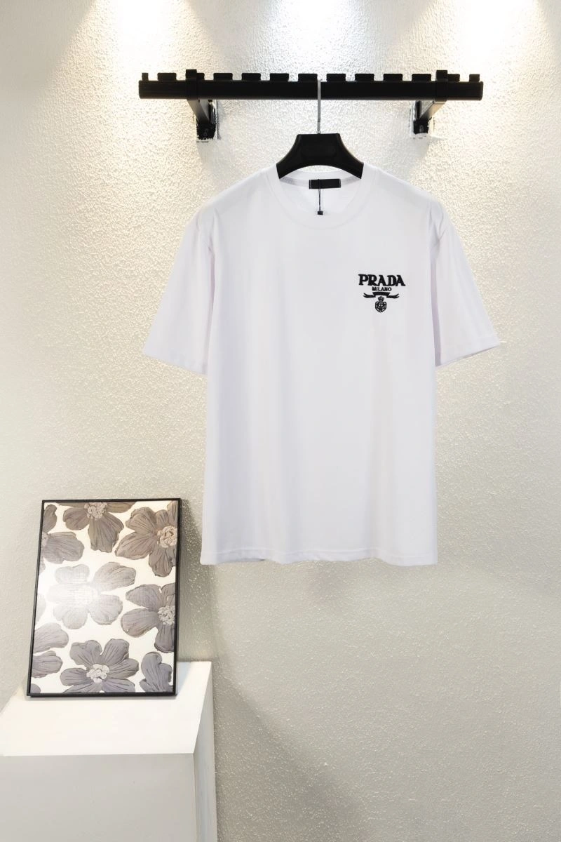 WellDesigned Prada T-Shirts 171426