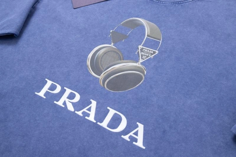Prada T-Shirts OnTrend 171380