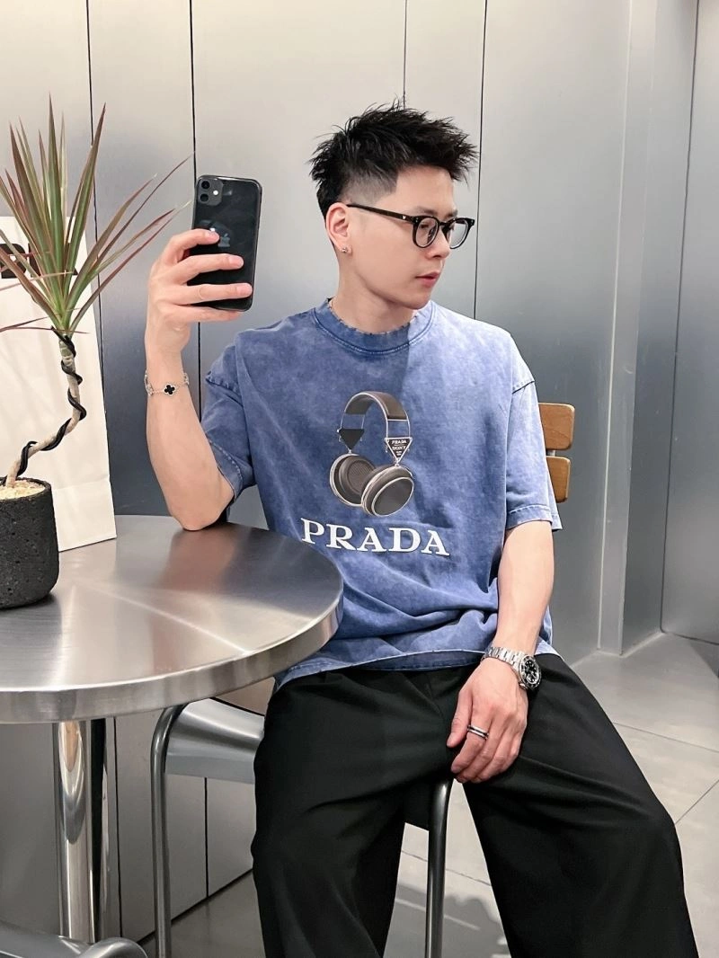 Prada T-Shirts OnTrend 171380