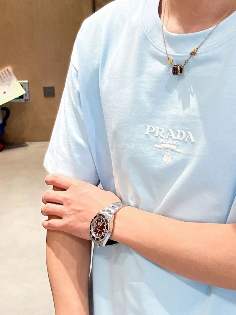 Prada T-Shirts Trendsetting 171370