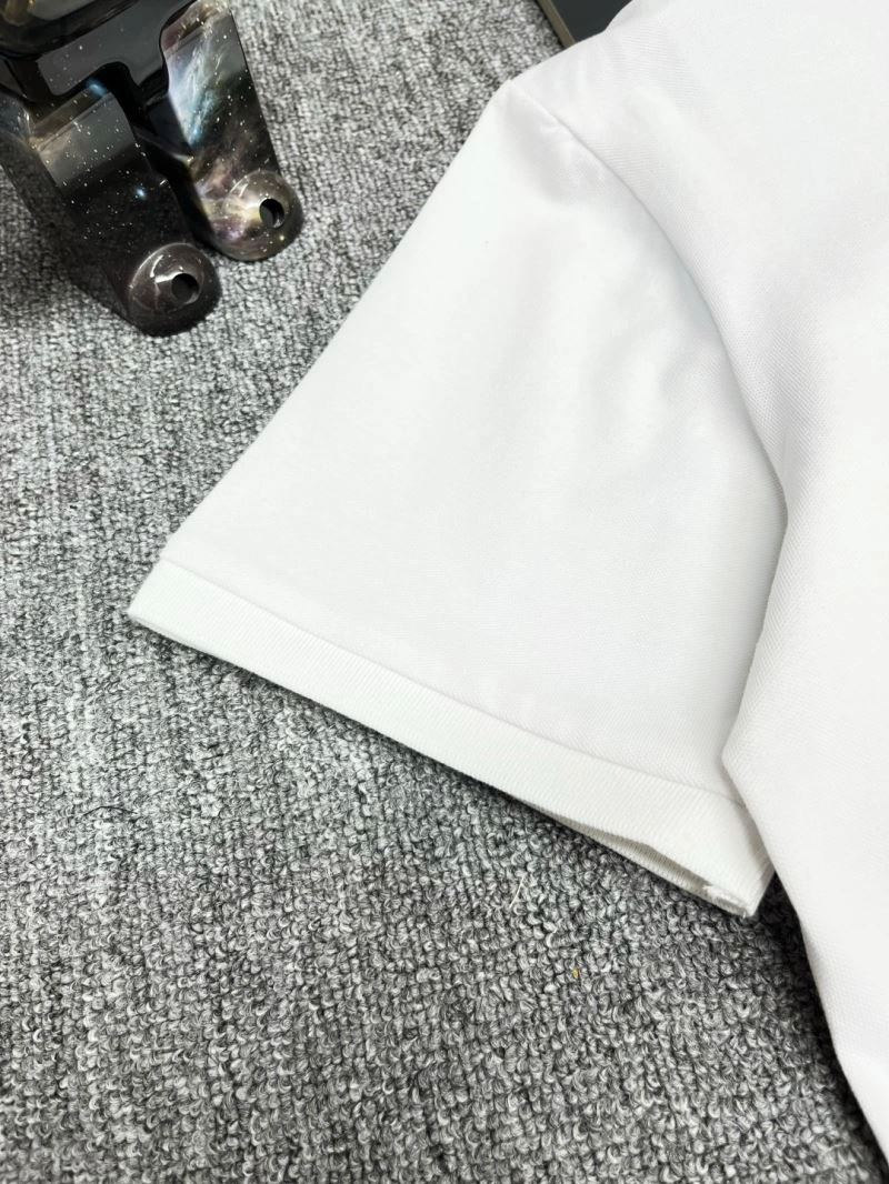 ModernLook Prada T-Shirts 171395