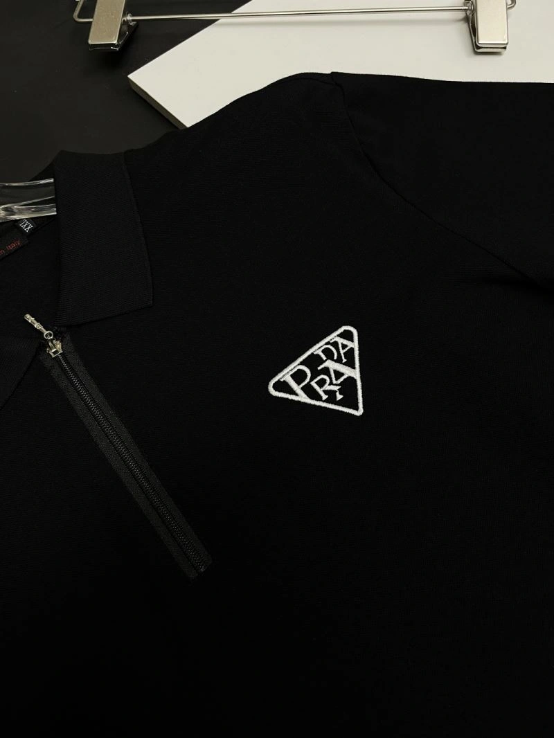 Prada T-Shirts UrbanChic 171355