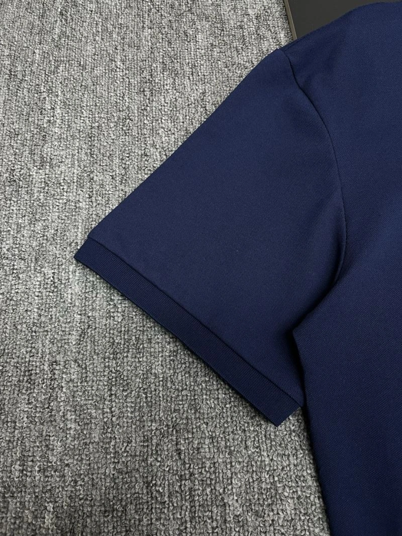Timeless Prada T-Shirts 171343