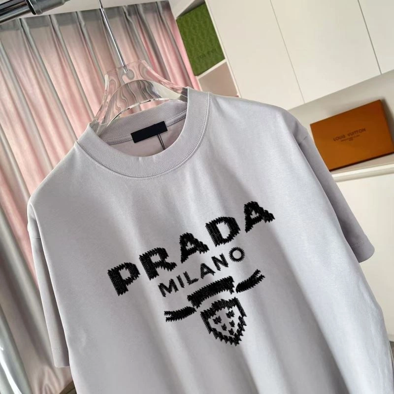 Seasonal Prada T-Shirts 171332