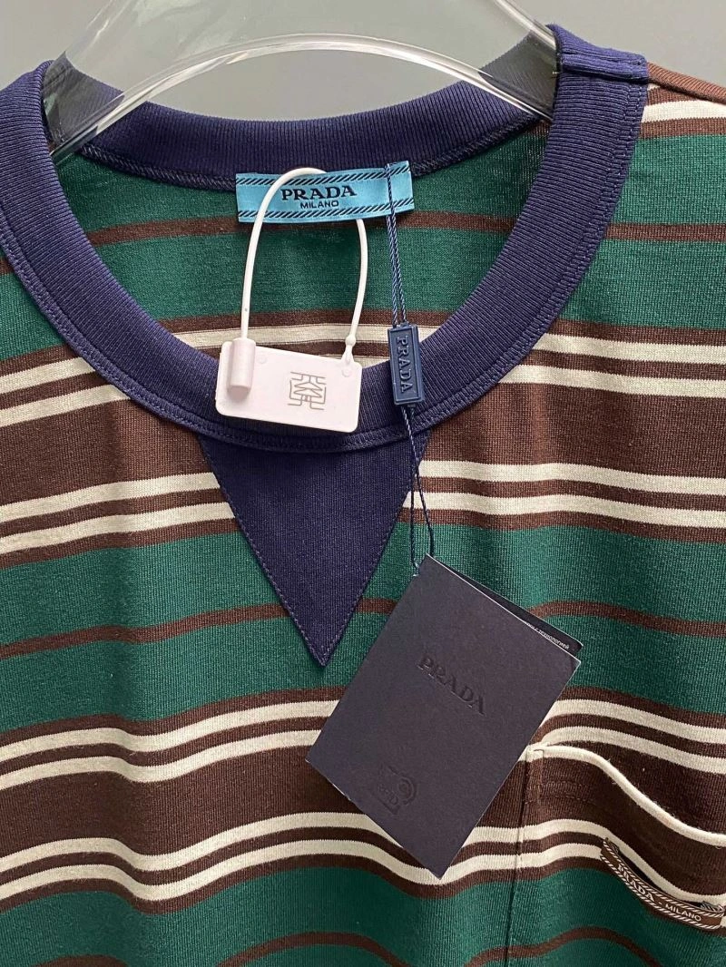 Prada T-Shirts Lightweight 171318
