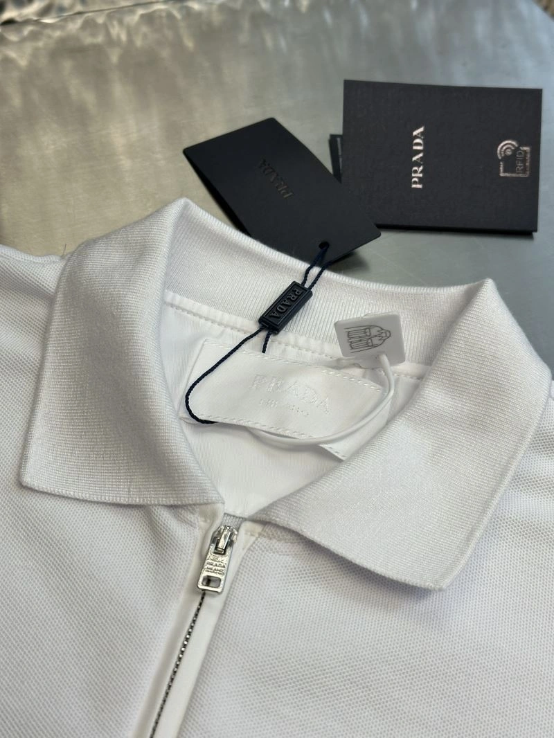 Premium Prada T-Shirts 171324