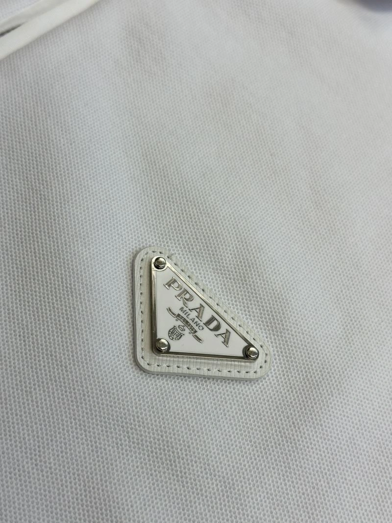 Premium Prada T-Shirts 171324