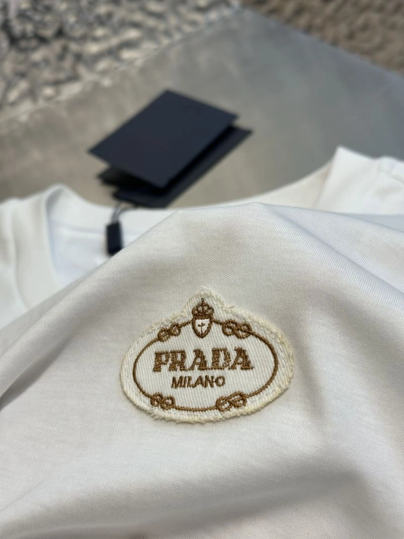 Prada T-Shirts OnTrend 171323