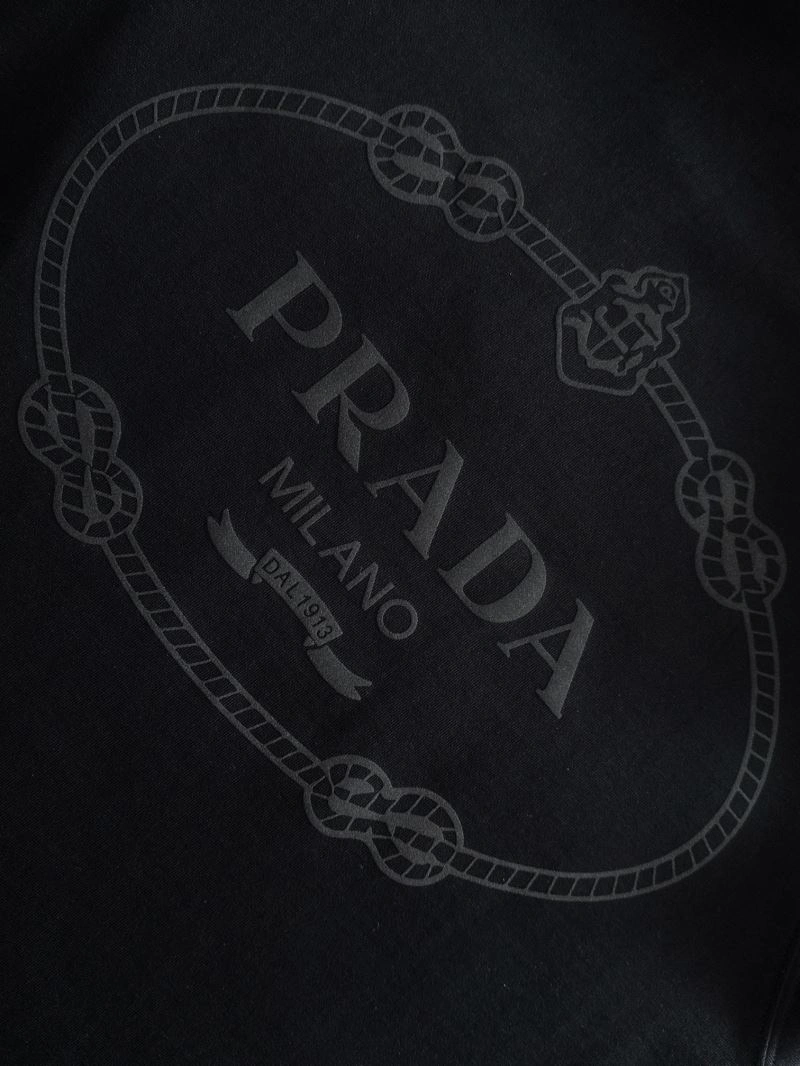 Sophisticated Prada T-Shirts 171307