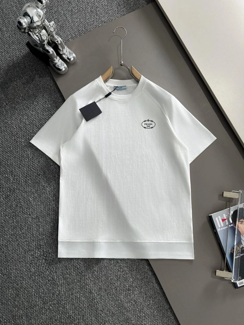 Prada T-Shirts Effortless 171351
