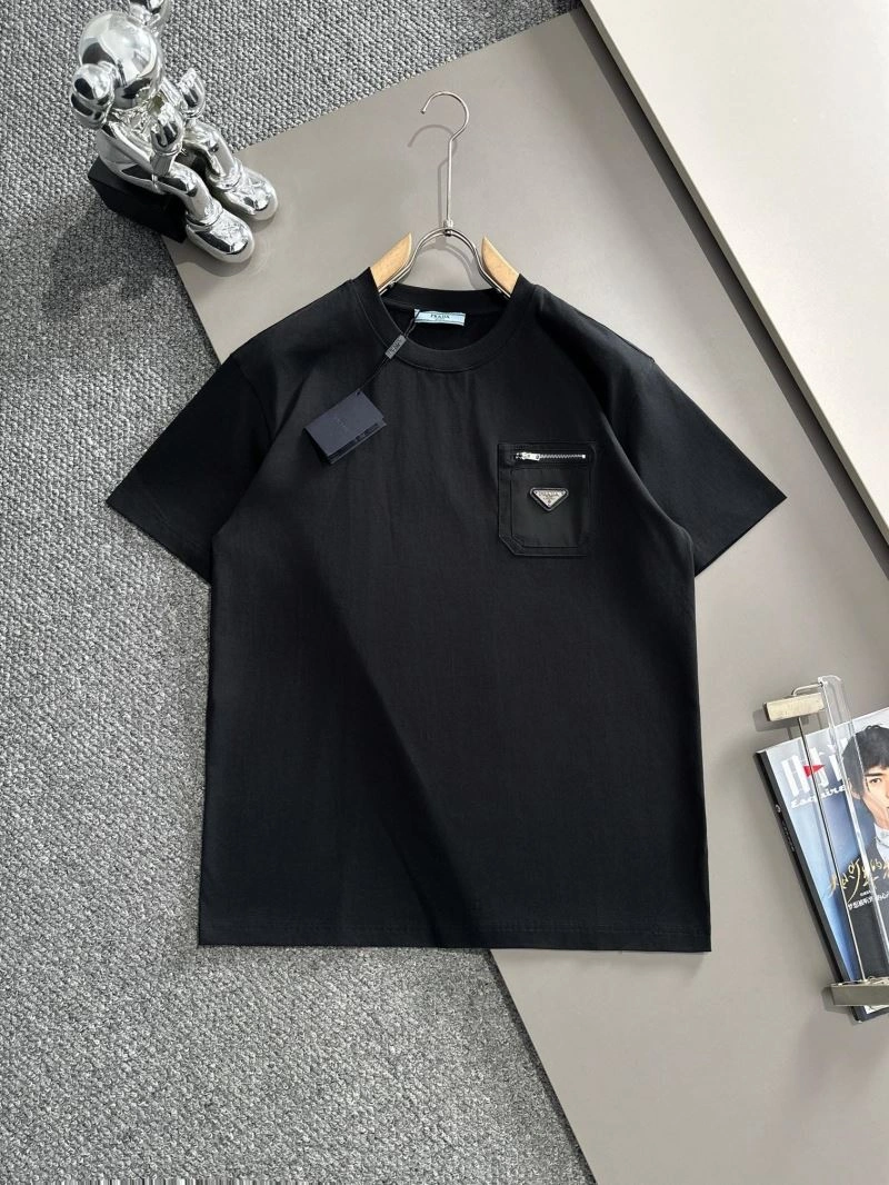 Prada T-Shirts Affordable 171349