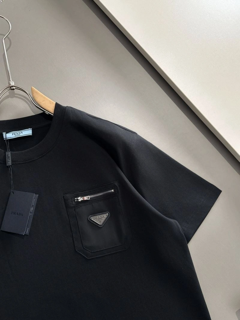 Prada T-Shirts Affordable 171349