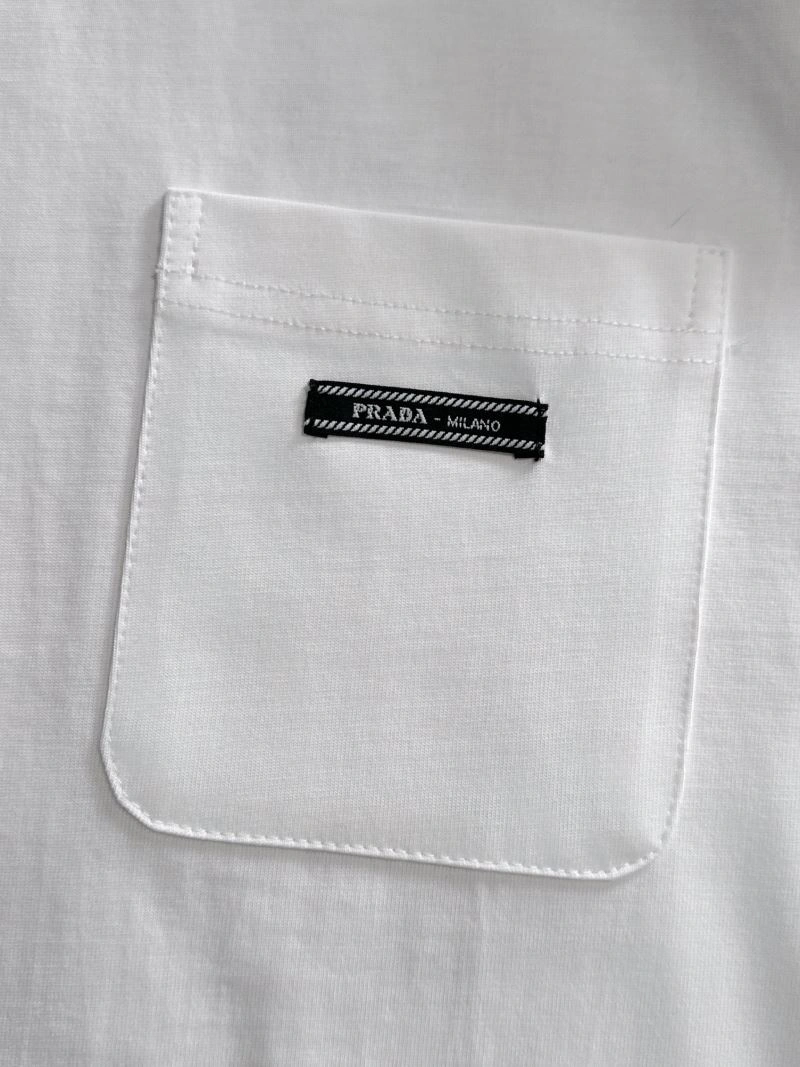 Prada T-Shirts WaterResistant 171337