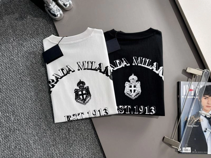 Prada T-Shirts WaterResistant 171337