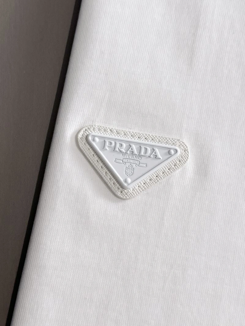 Affordable Prada T-Shirts 171339