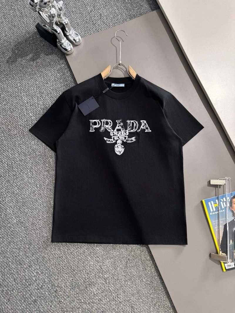 Effortless Prada T-Shirts 171295
