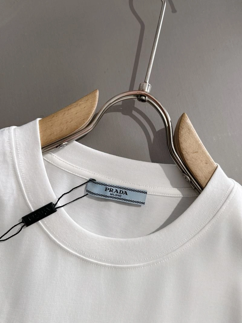 Prada T-Shirts Lightweight 171293