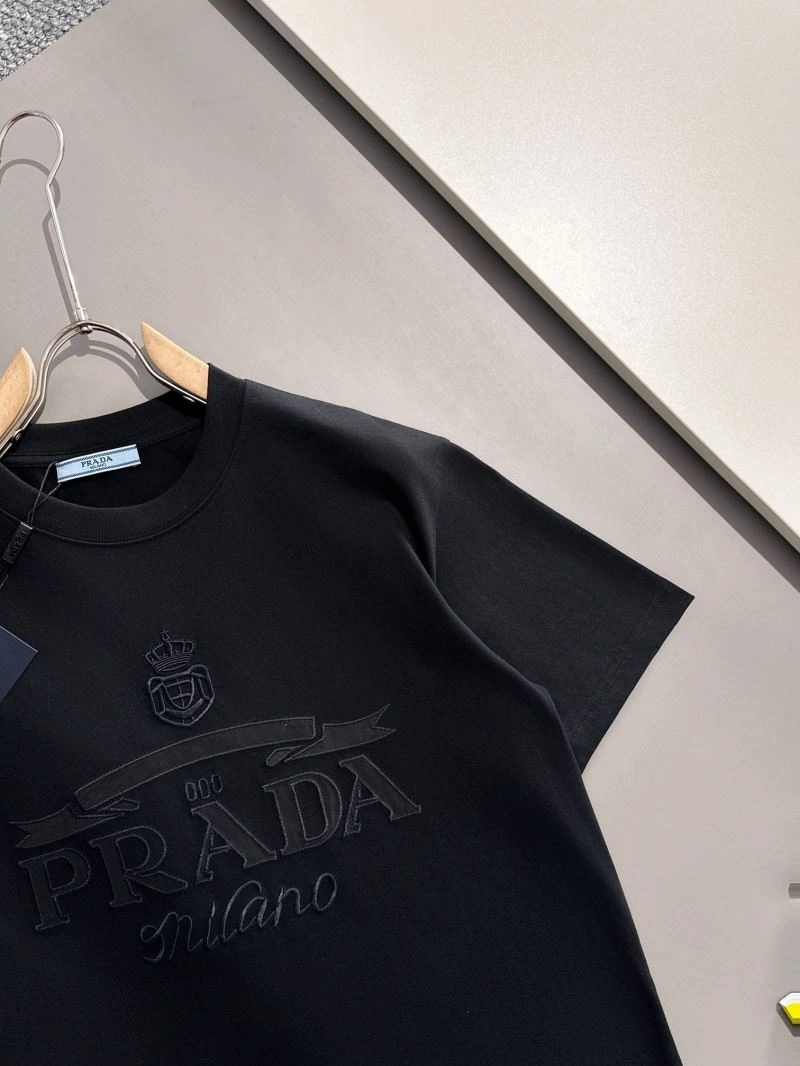 Supportive Prada T-Shirts 171285