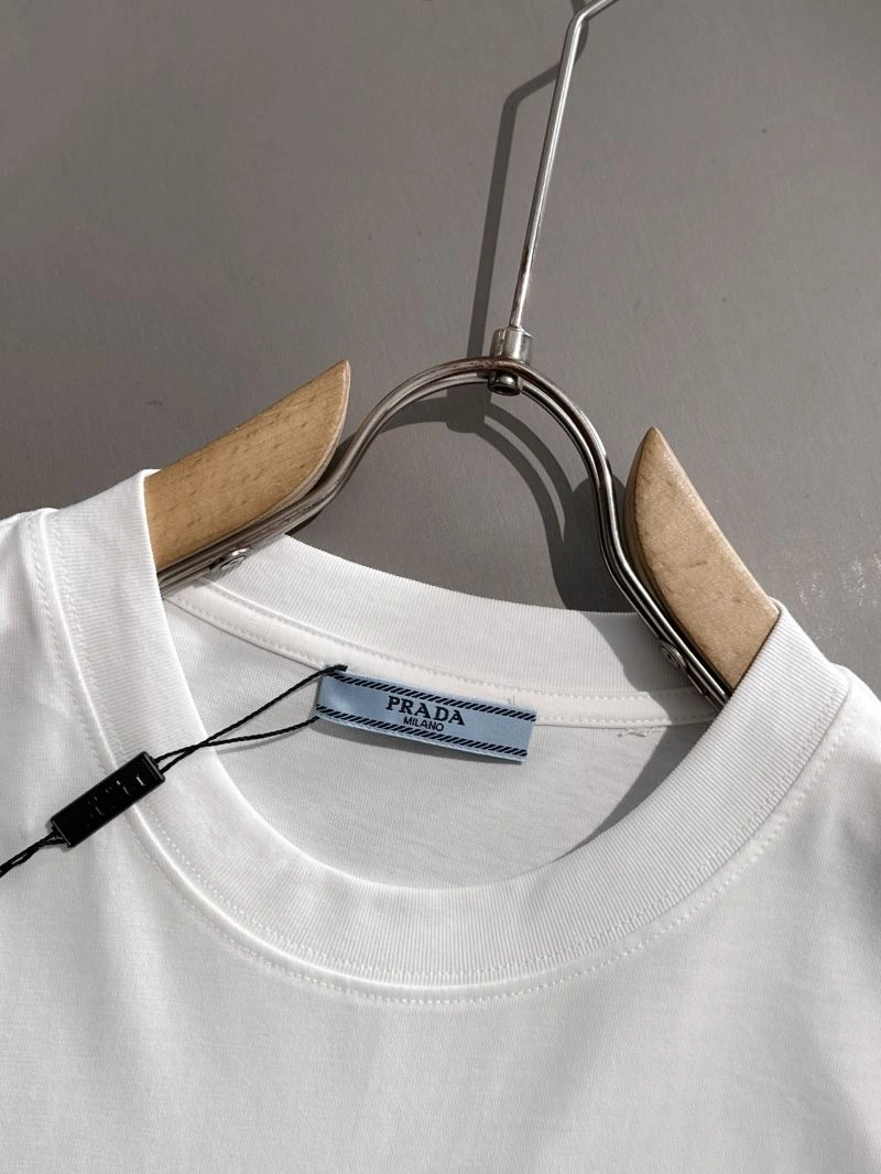Prada T-Shirts Refined 171325