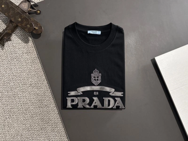 FreshLook Prada T-Shirts 171289