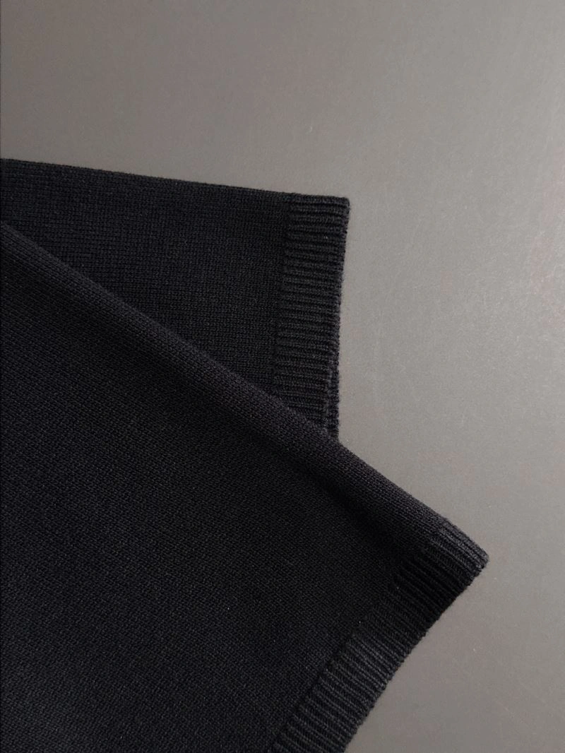 Minimalist Prada T-Shirts 171284