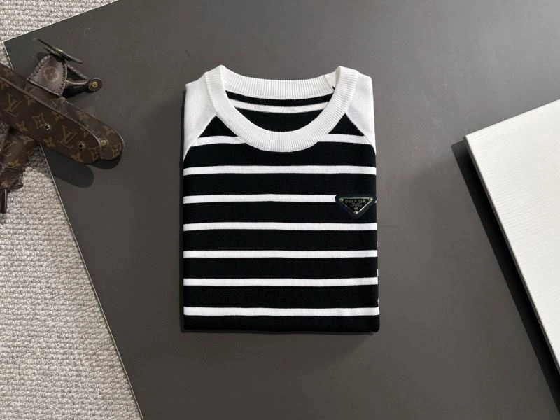 Prada T-Shirts Comfortable 171315