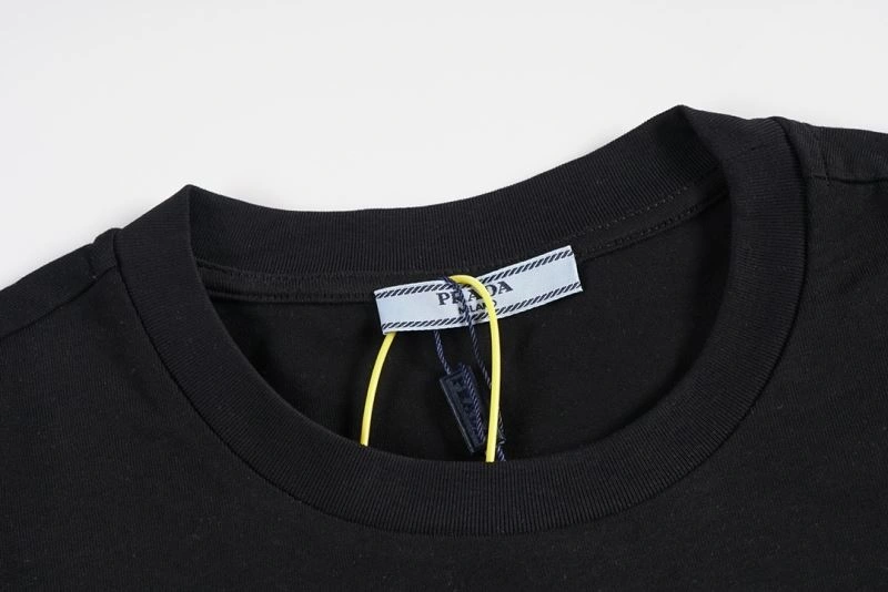 OdorResistant Prada T-Shirts 171280