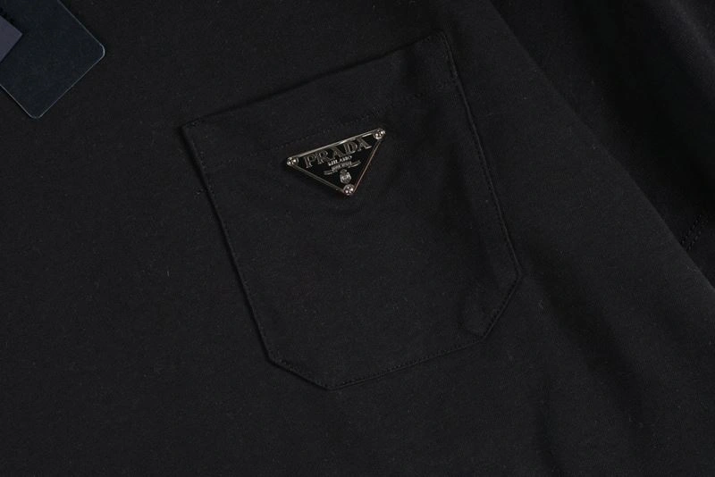 OdorResistant Prada T-Shirts 171280