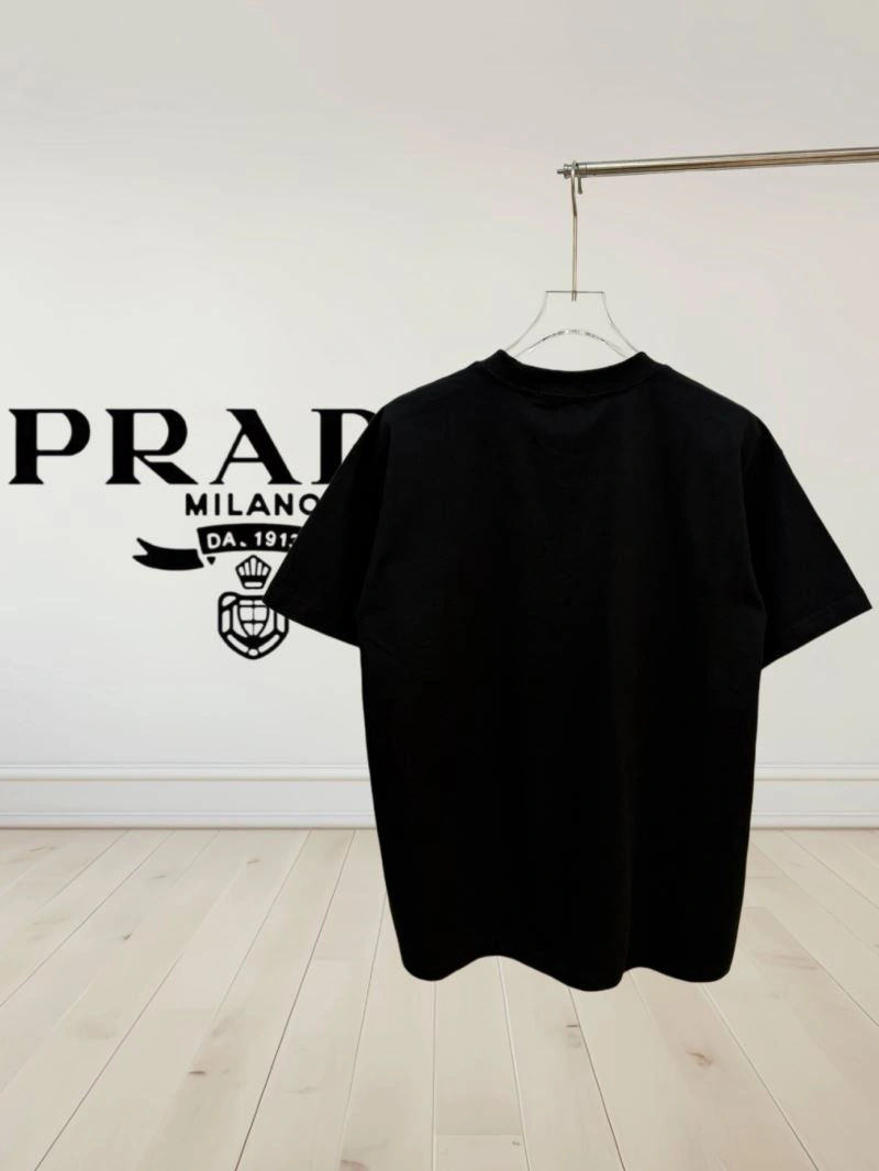 Effortless Prada T-Shirts 171268
