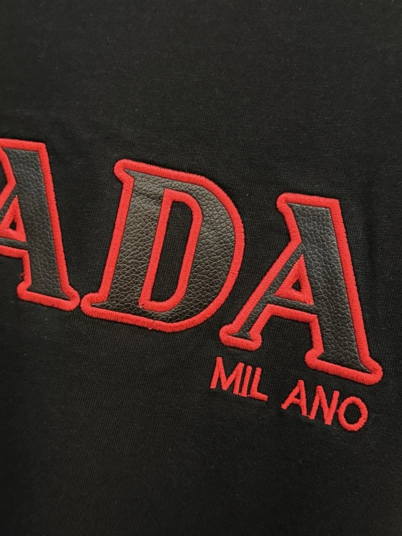 Effortless Prada T-Shirts 171268