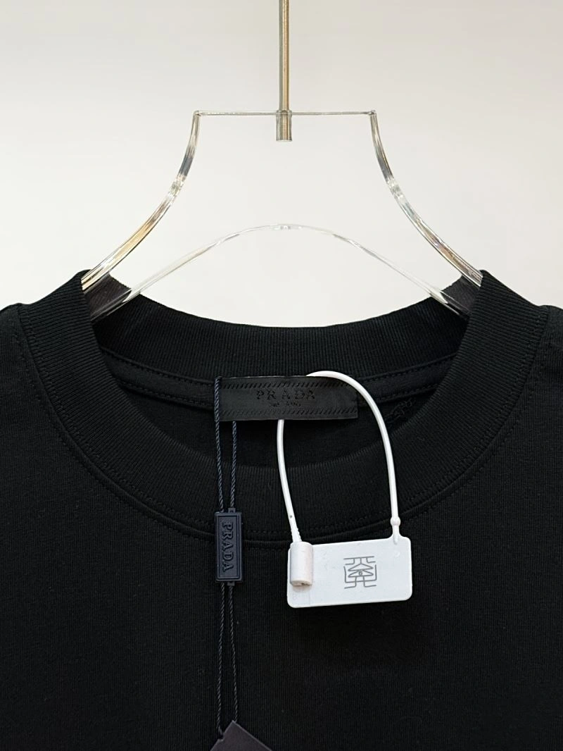 FashionForward Prada T-Shirts 171350