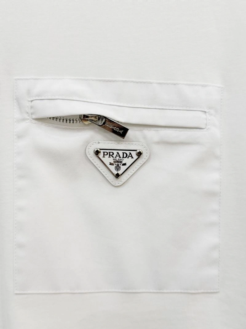 WellDesigned Prada T-Shirts 171265