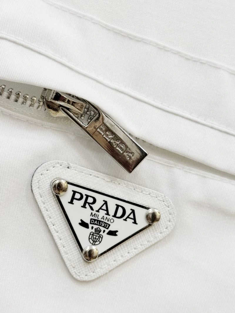 WellDesigned Prada T-Shirts 171265