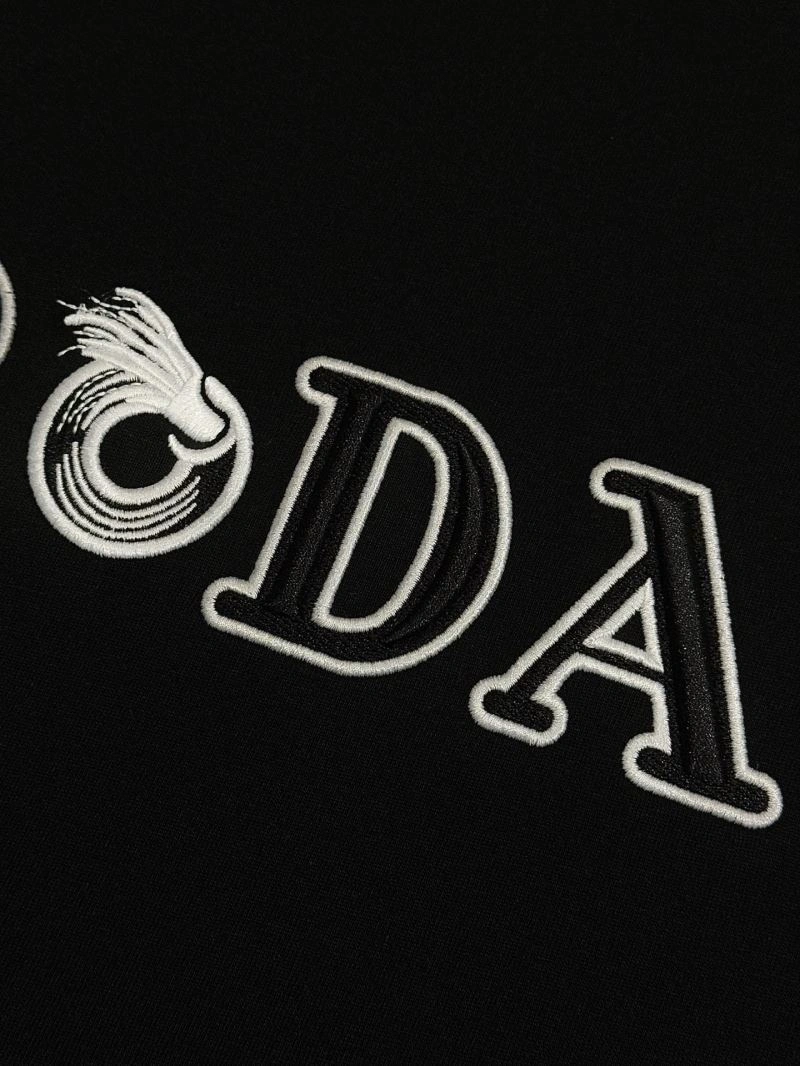 FashionForward Prada T-Shirts 171259