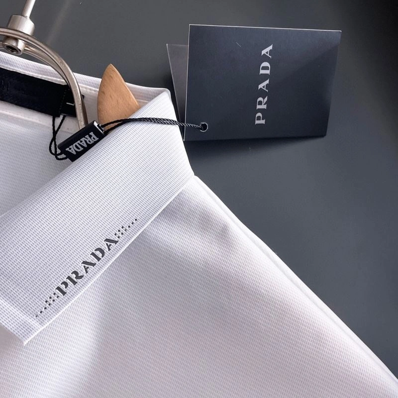 Sleek Prada T-Shirts 171752