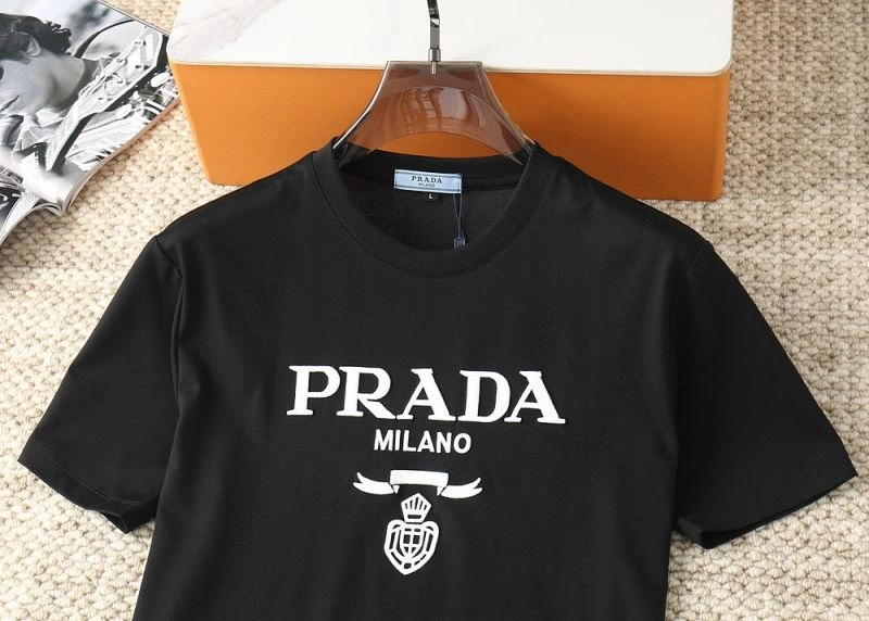 GoodFit Prada T-Shirts 171744